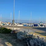 Narbonne-plage : T2 Climatise, 35m², Pieds Dans L'eau, 4 Pers. - Fr-1-795-50 *