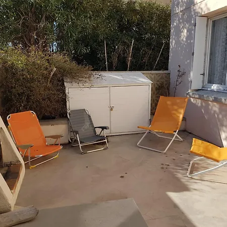 Narbonne-plage : T2 Climatise, 35m², Pieds Dans L'eau, 4 Pers. - Fr-1-795-50 * Narbonne