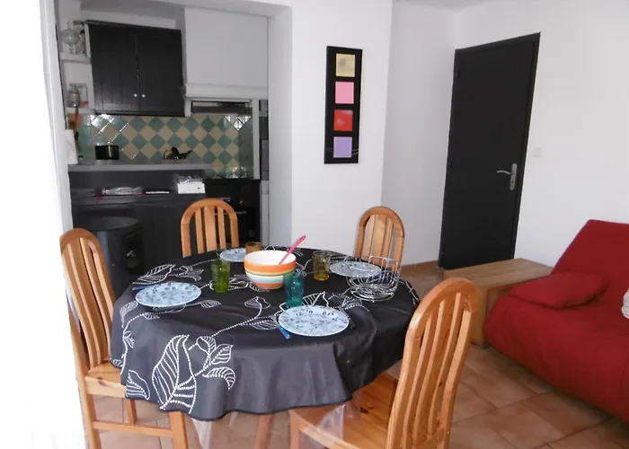 شقة Narbonne-Plage : Appartement T2 Climatise, 35M², Pieds Dans L'Eau, 4 Pers. - Fr-1-795-50
