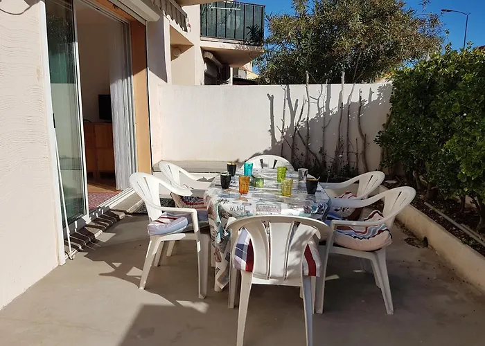 Narbonne-Plage : Appartement T2 Climatise, 35M², Pieds Dans L'Eau, 4 Pers. - Fr-1-795-50